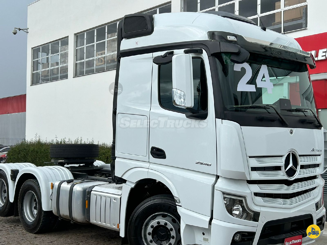 CAMINHAO MERCEDES-BENZ MB 2548 Cavalo Mecânico Cavalo 6x2 SelecTrucks -  Curitiba PR SAO JOSE DOS PINHAIS PARANÁ PR